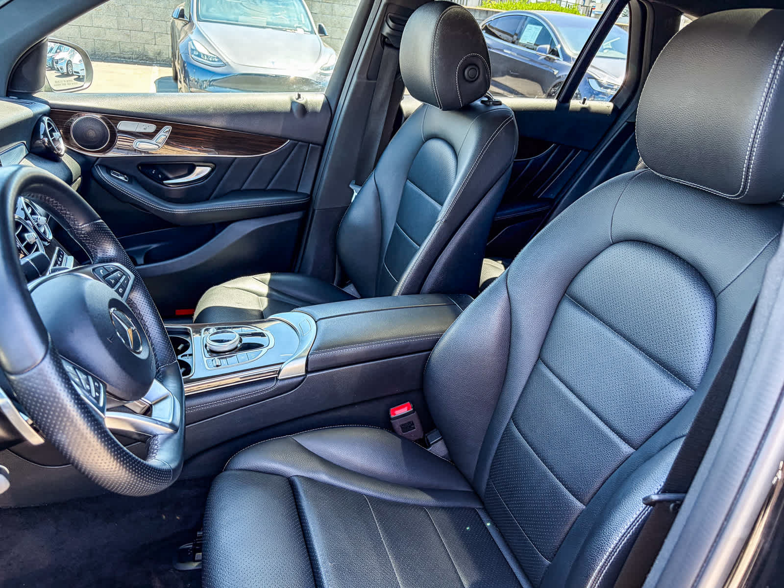 Used 2019 Mercedes-Benz GLC 300 image 16
