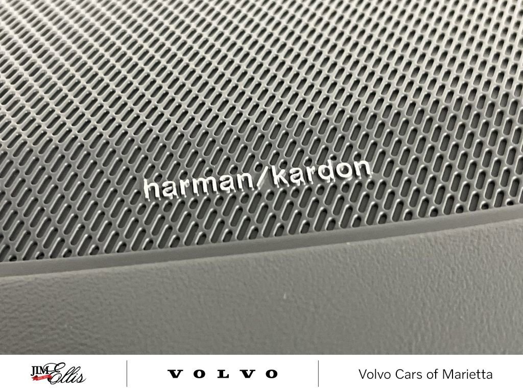 New 2026 Volvo XC90 B6 Plus w/ Protection Package Premier image 11