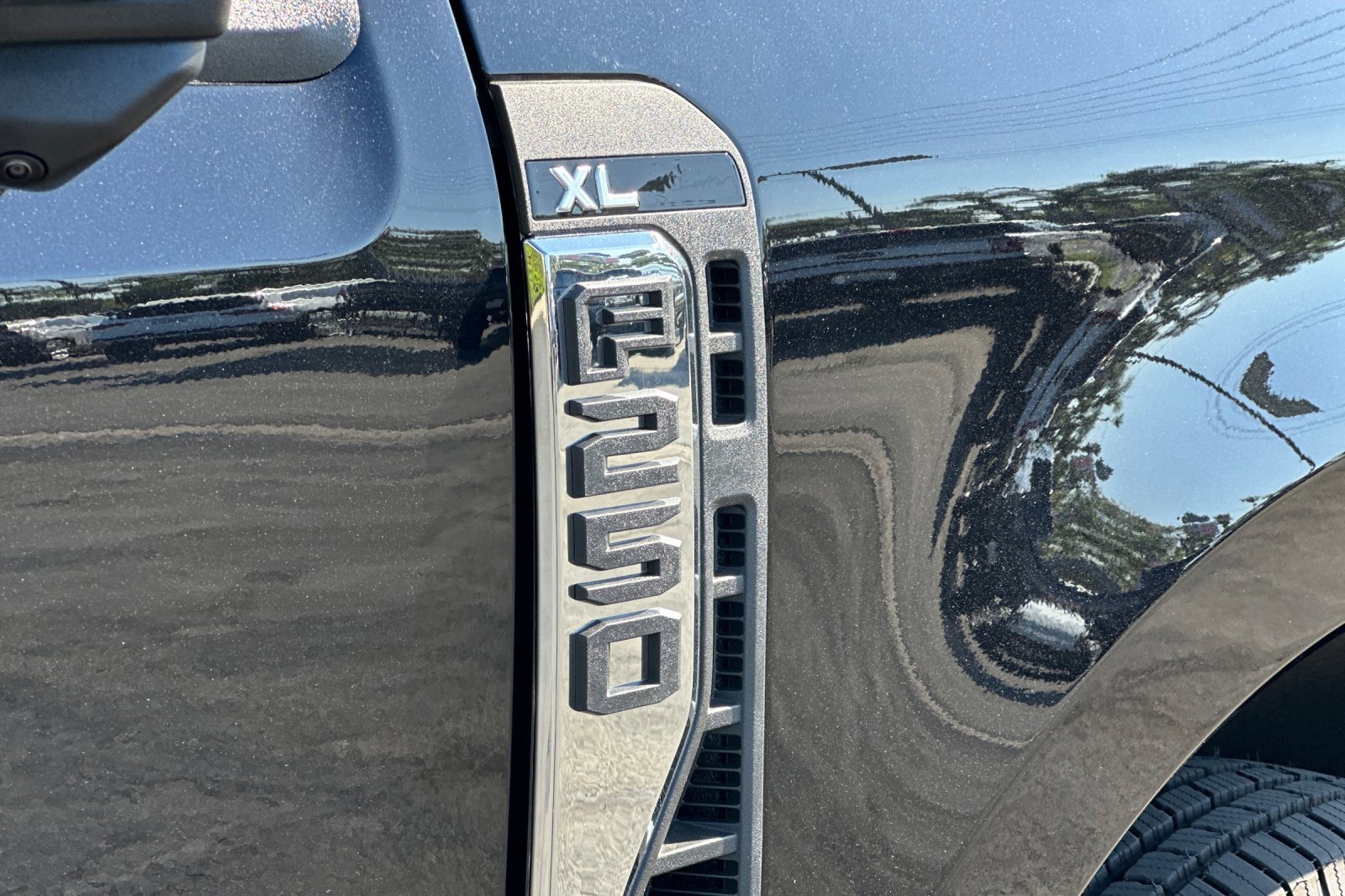 New 2026 Ford F250 XL w/ 360-Degree Camera Package image 24