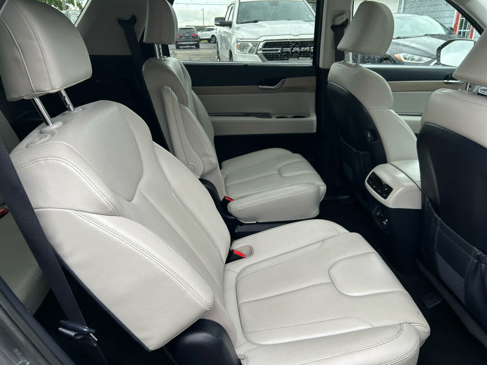 Used 2022 Hyundai Palisade SEL w/ Premium Package AWD/4WD image 33