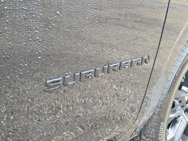 Used 2024 Chevrolet Suburban High Country w/ Advanced Technology Package image 6