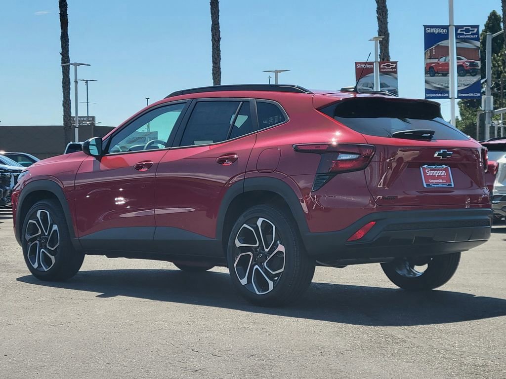 New 2026 Chevrolet Trax RS w/ Driver Confidence Package FWD image 2