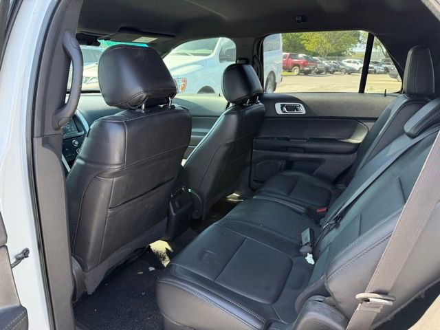 Used 2015 Ford Explorer XLT w/ Equipment Group 202B image 24