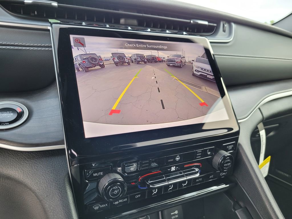 New 2024 Jeep Grand Cherokee Limited 4xe image 15