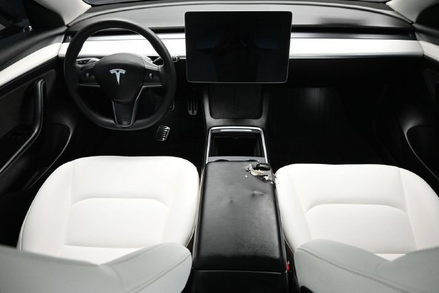 Used 2022 Tesla Model 3 Long Range AWD/4WD image 10