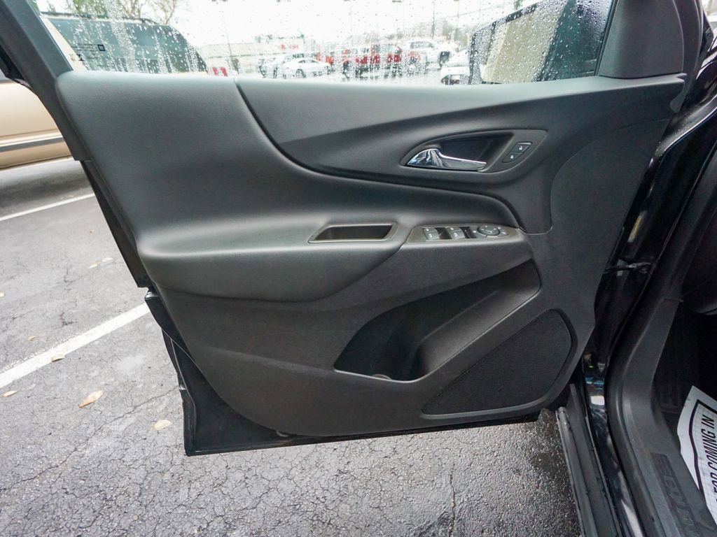 Used 2023 Chevrolet Equinox LT image 16