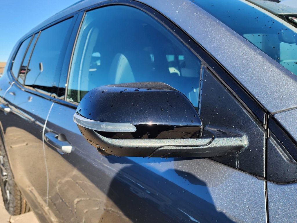 New 2026 GMC Acadia AT4 w/ Luxury Package image 11