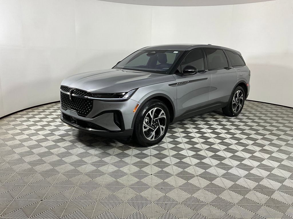 Used 2025 Lincoln Nautilus Premier w/ Jet Appearance Package