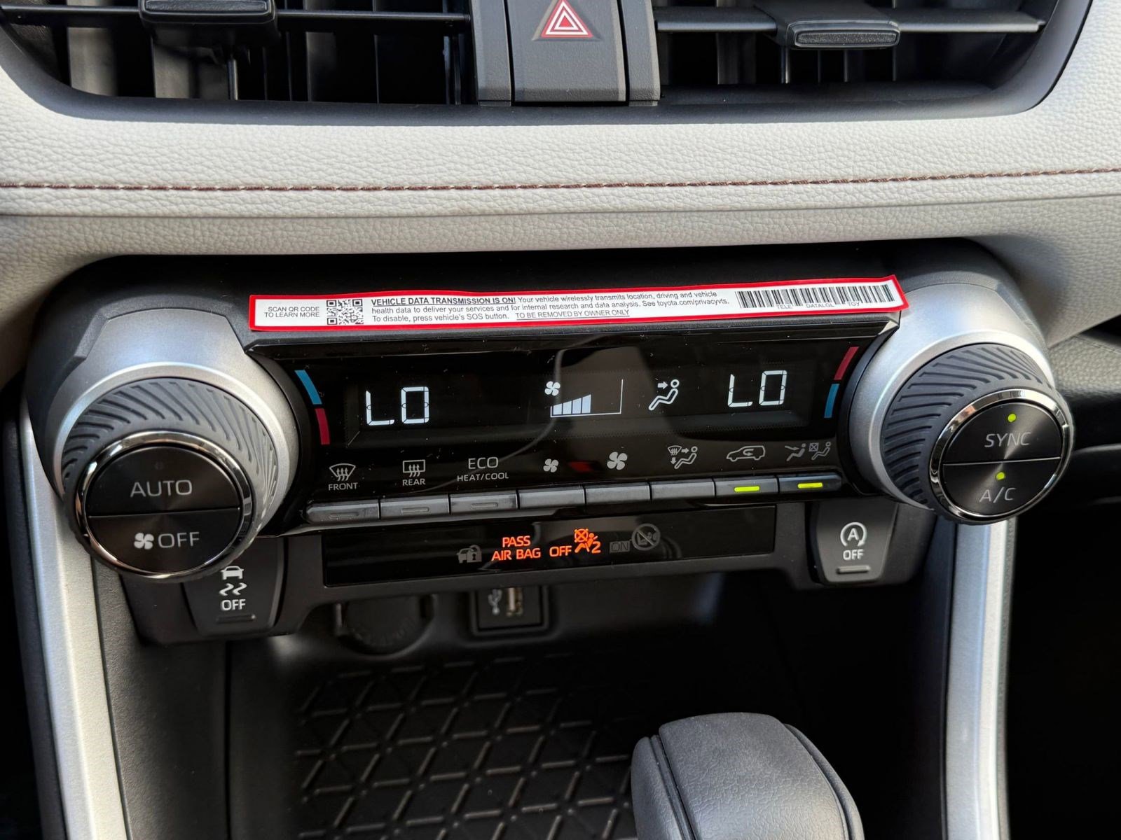 Certified 2025 Toyota RAV4 XLE w/ Convenience Package image 19