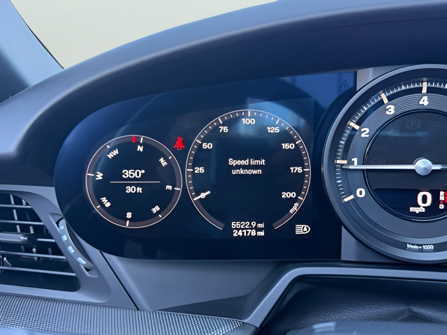 Used 2020 Porsche 911 Carrera RWD image 24