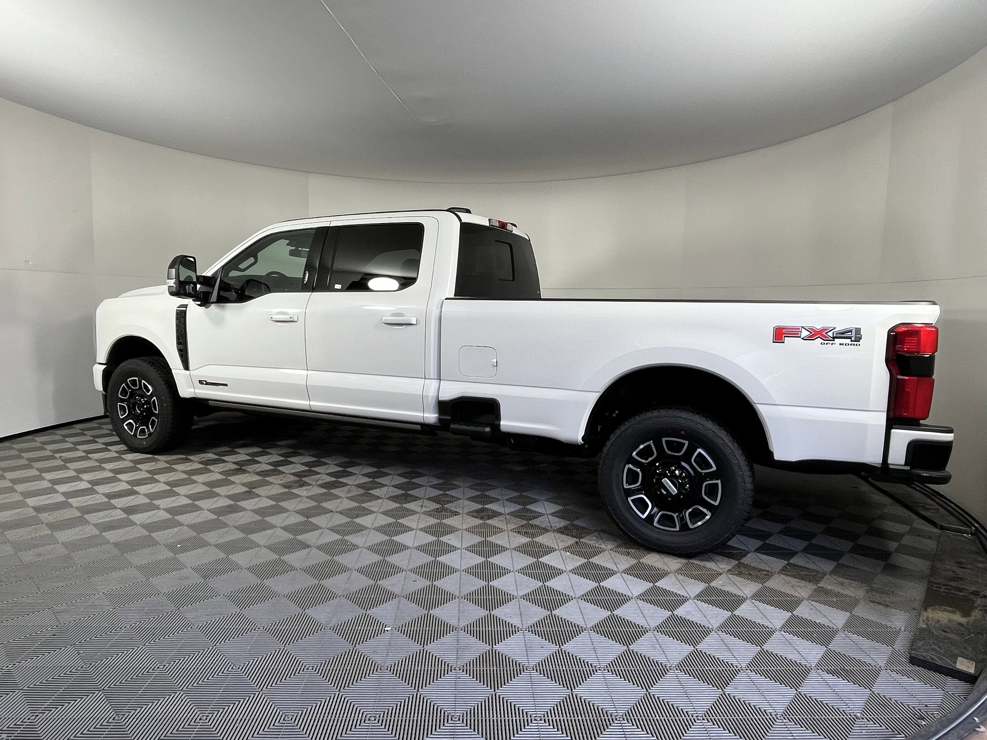 New 2026 Ford F350 Platinum image 2