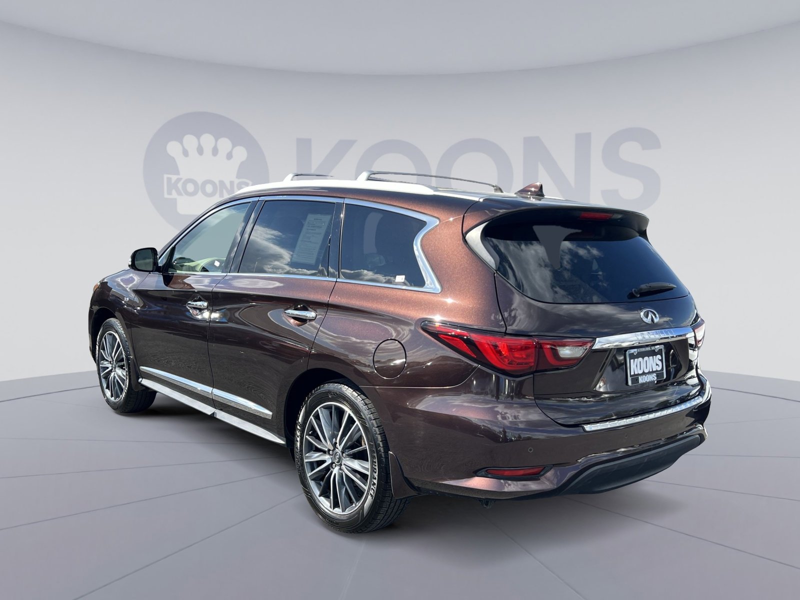 Used 2020 INFINITI QX60 Luxe w/ Sensory Package FWD image 14