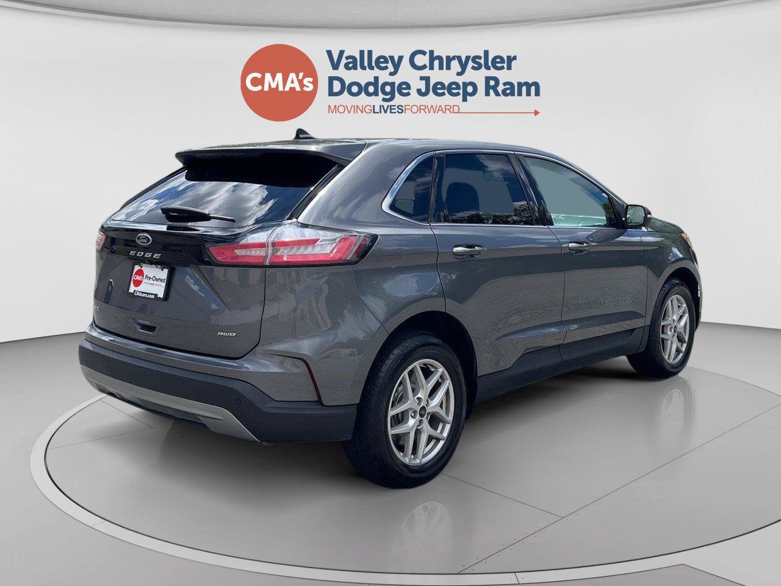 Used 2024 Ford Edge SEL AWD/4WD image 5