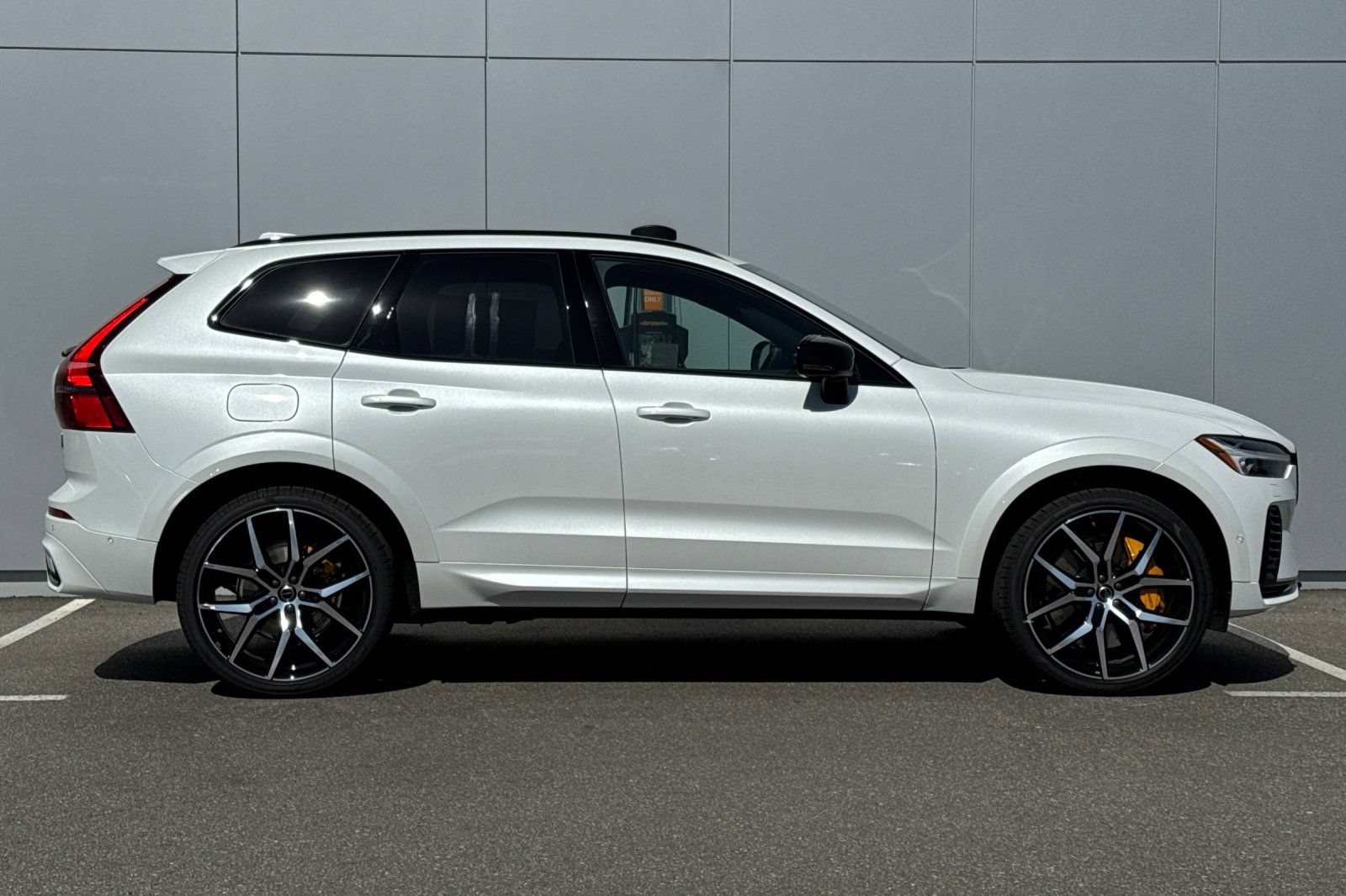New 2026 Volvo XC60 T8 Polestar AWD/4WD image 6