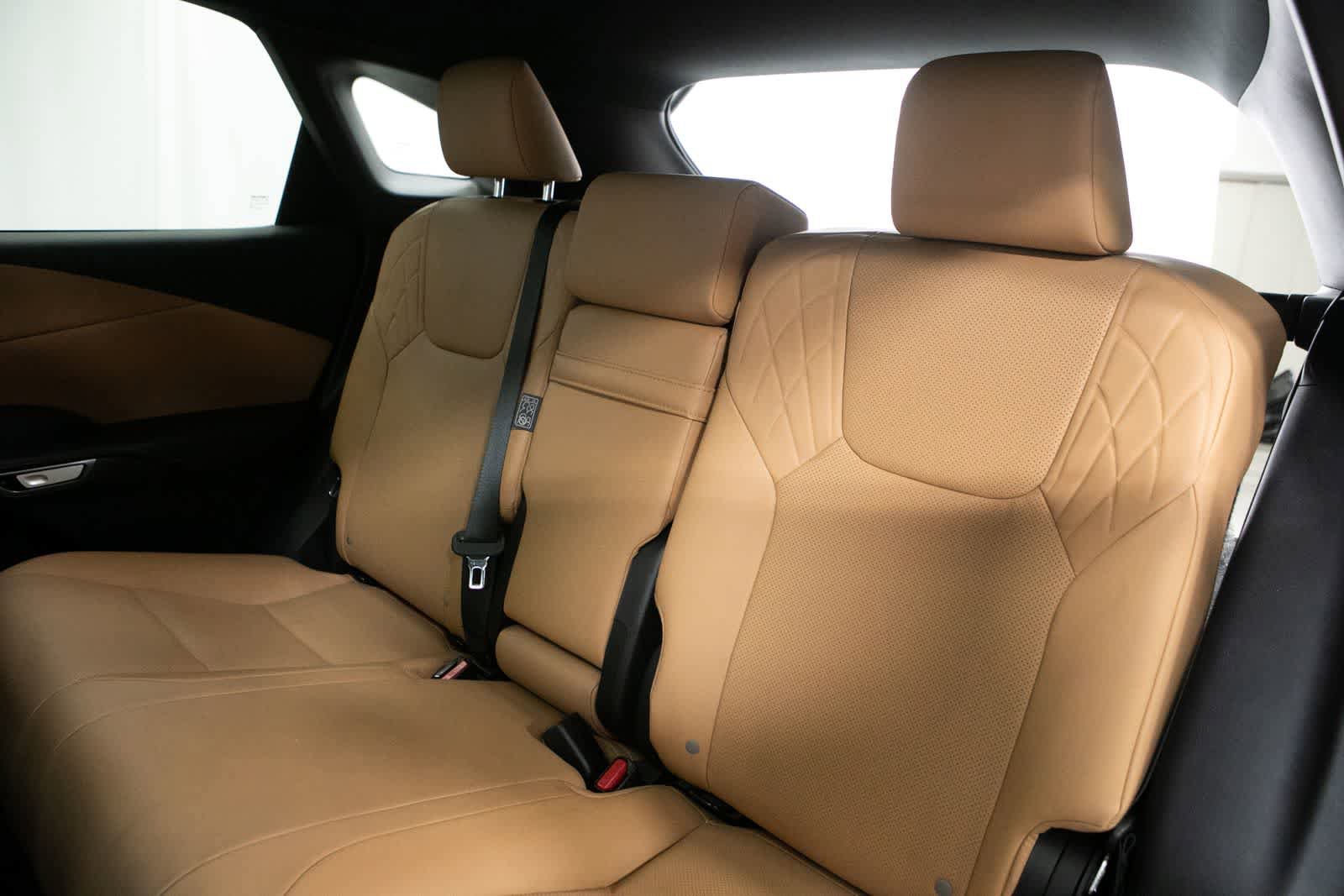 Used 2024 Lexus RX 350 Premium w/ Convenience Package FWD image 33