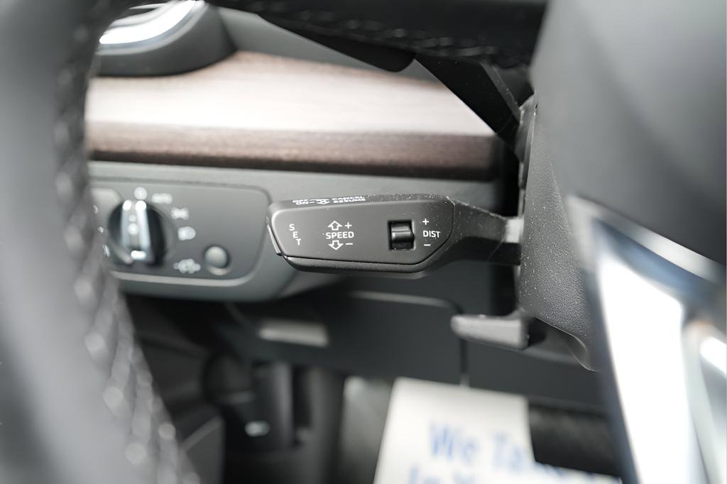 Used 2023 Audi Q5 2.0T Premium w/ Convenience Package image 33