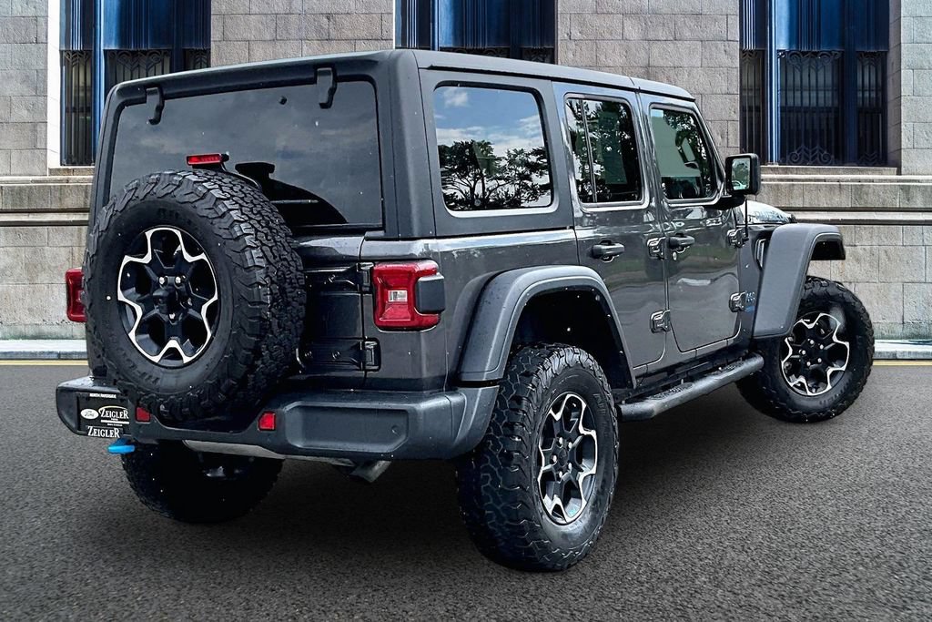 Used 2022 Jeep Wrangler Unlimited Rubicon 4xe w/ Cold Weather Group AWD/4WD image 11