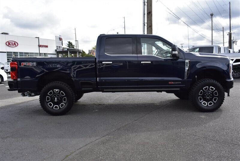 Used 2024 Ford F350 Platinum image 6