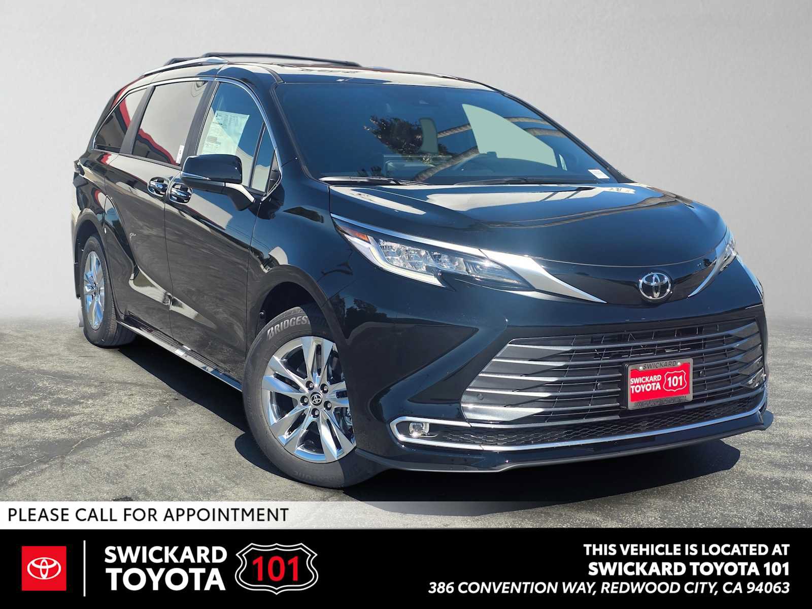New 2026 Toyota Sienna Limited