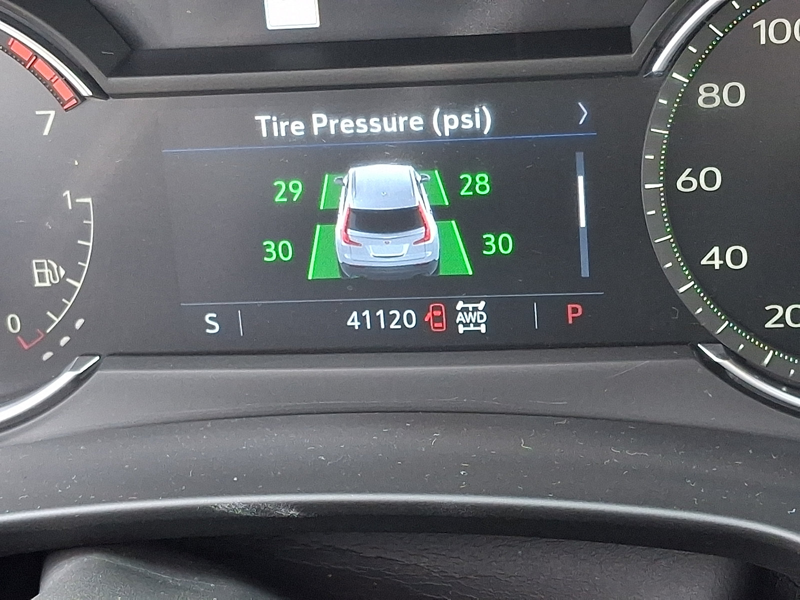 Certified 2023 Cadillac XT4 Premium Luxury w/ Cold Weather Package AWD/4WD image 23