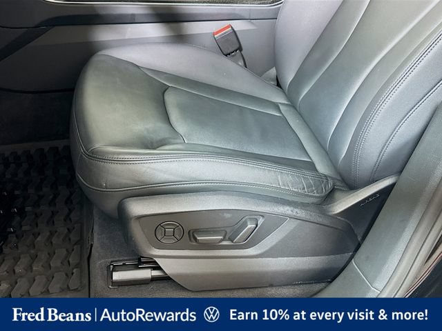 Used 2023 Audi Q7 2.0T Premium w/ Convenience Package AWD/4WD image 25