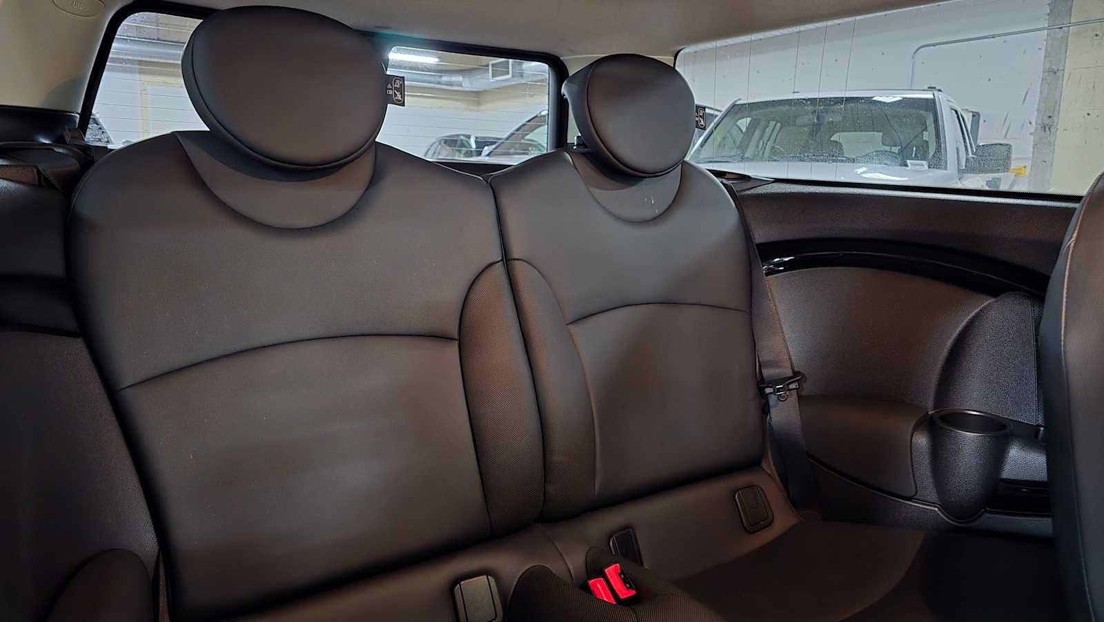 Used 2013 MINI Cooper Clubman FWD image 15