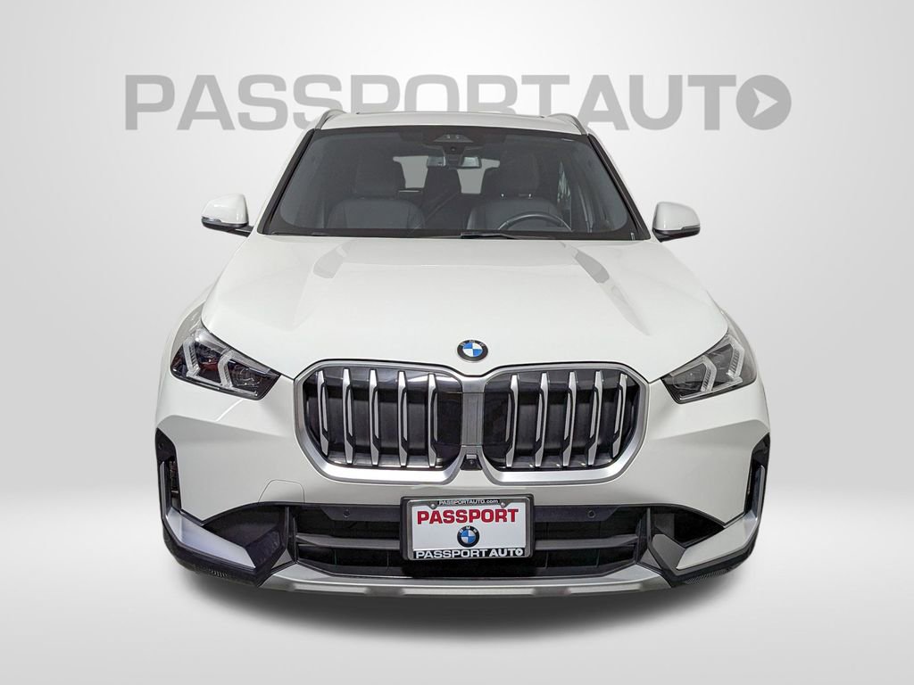 Used 2025 BMW X1 xDrive28i w/ Technology Package image 9