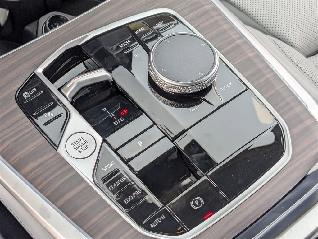 New 2026 BMW X5 sDrive40i image 11