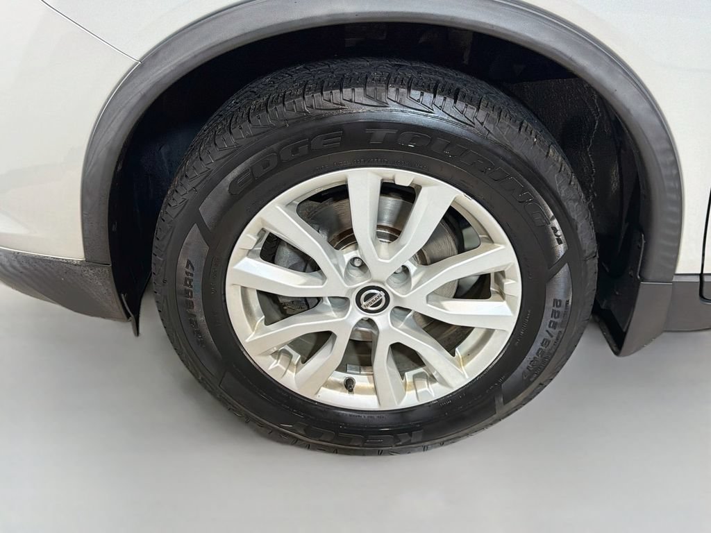 Used 2019 Nissan Rogue S w/ Special Edition Package AWD/4WD image 24