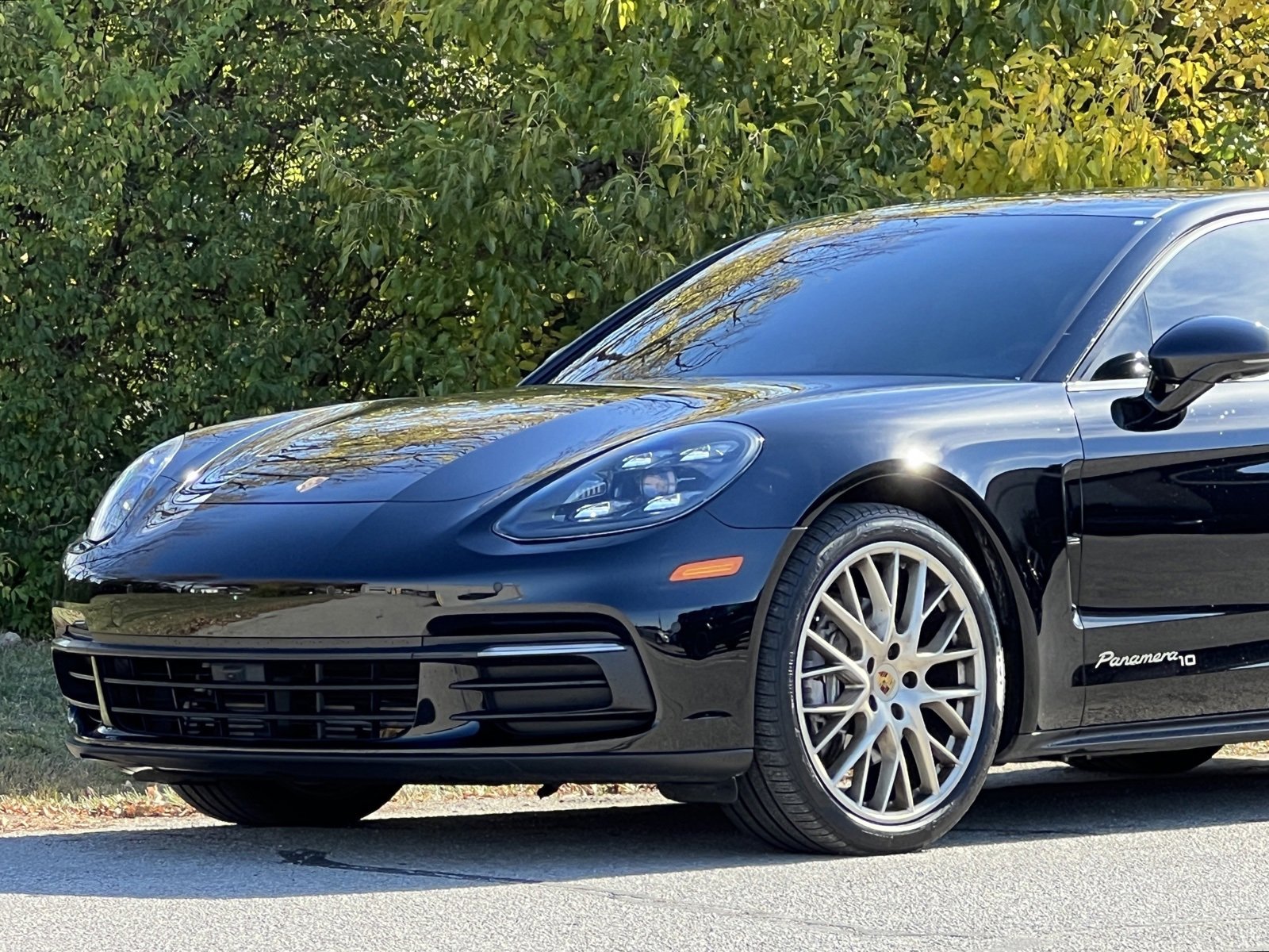 Certified 2020 Porsche Panamera Edition image 10