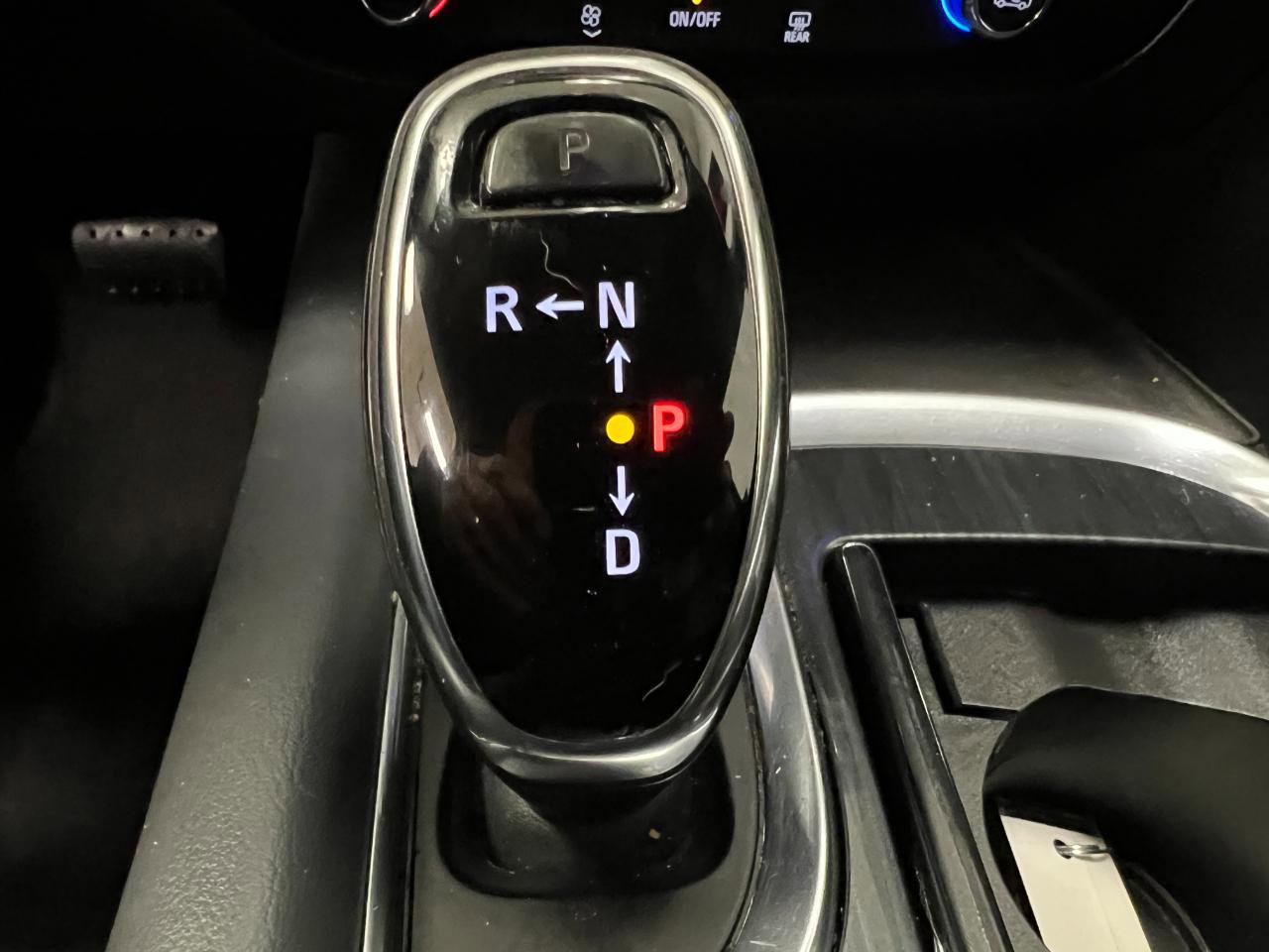 Used 2019 Buick Enclave Essence FWD image 42