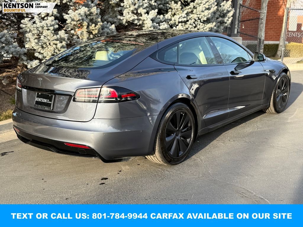Used 2023 Tesla Model S Standard Range image 8
