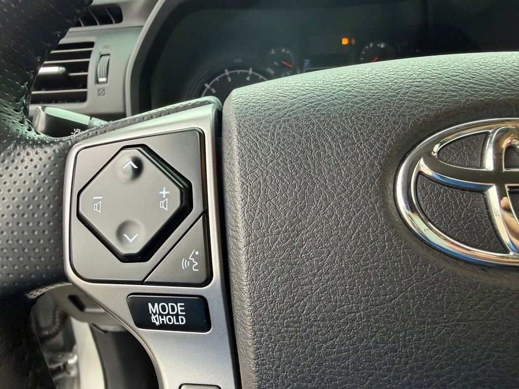 Used 2024 Toyota 4Runner SR5 Premium w/ Moonroof Package AWD/4WD image 21