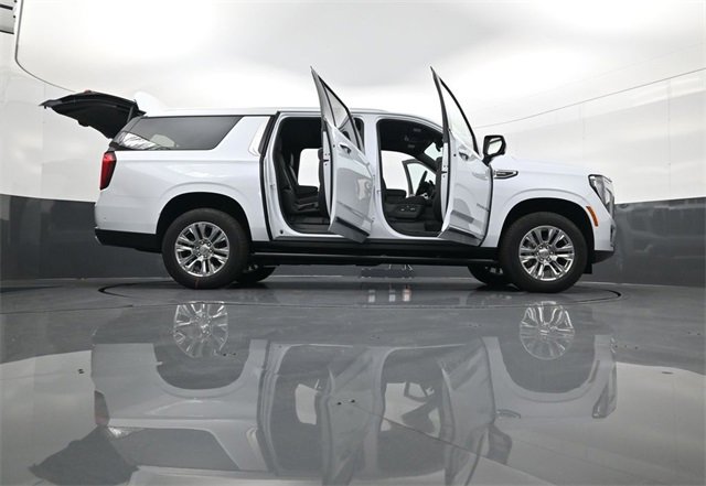 New 2026 GMC Yukon XL Denali image 34