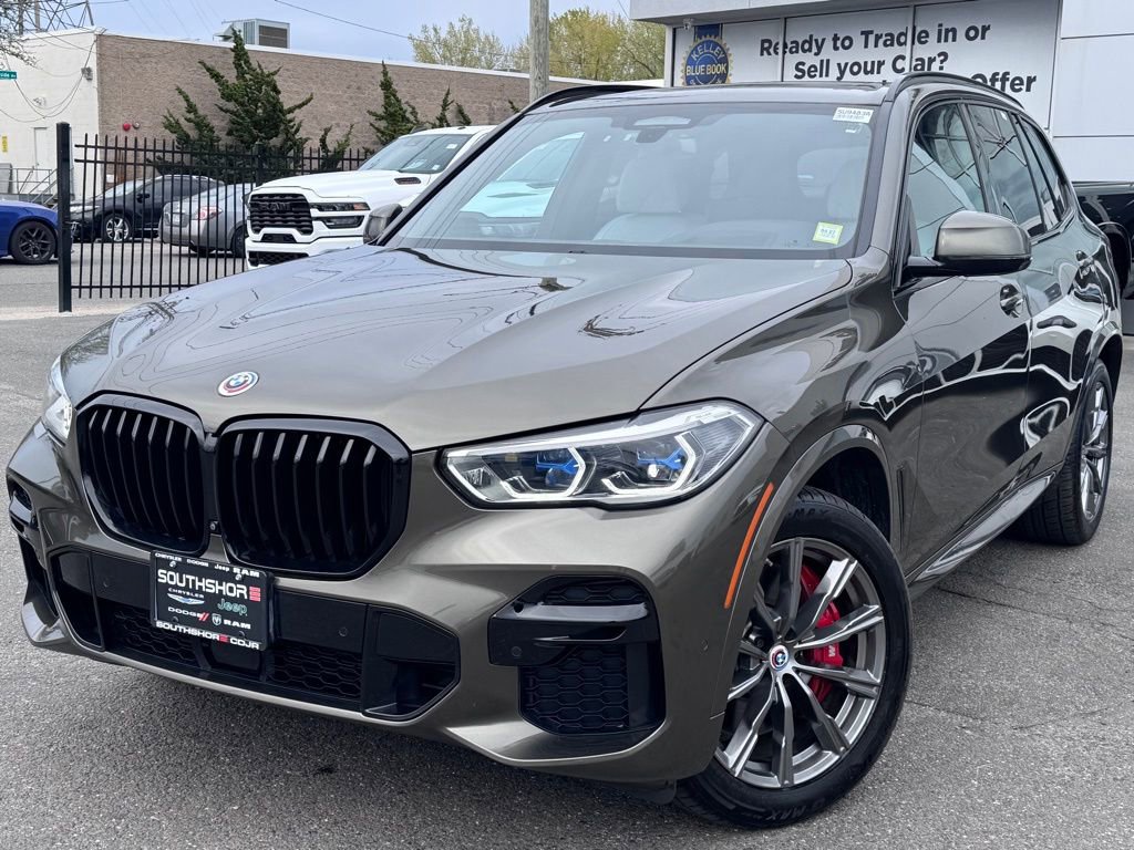 Used 2023 BMW X5 M50i w/ Executive Package AWD/4WD image 3