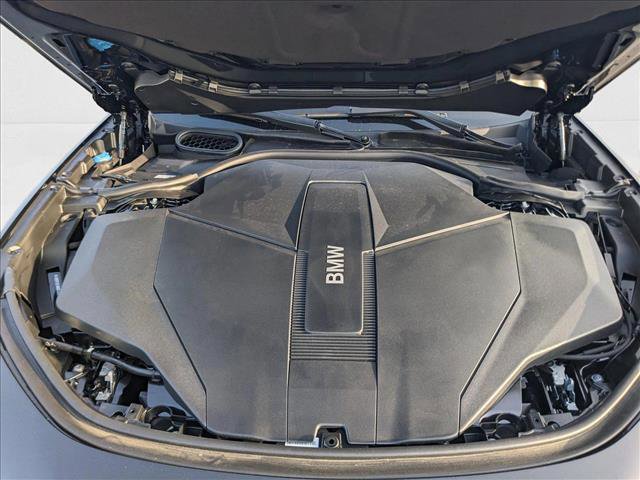 Used 2025 BMW i7 xDrive60 image 17