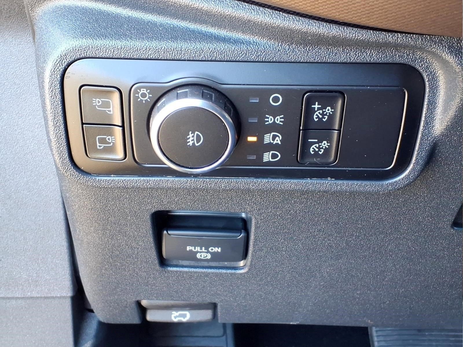 Used 2024 Ford Bronco Heritage Edition AWD/4WD image 22