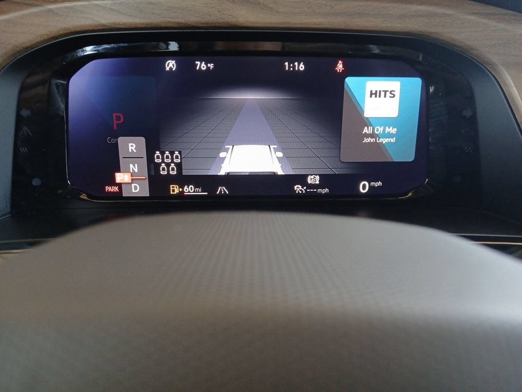 Used 2025 Volkswagen Atlas SE FWD image 17