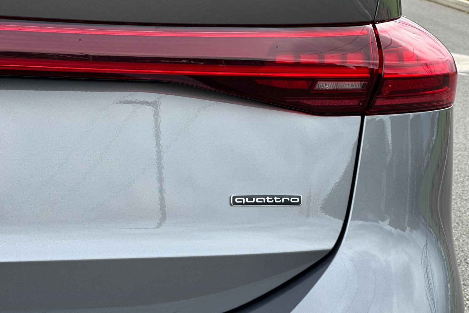 Used 2025 Audi A6 e-tron Premium Plus w/ Premium Plus image 33