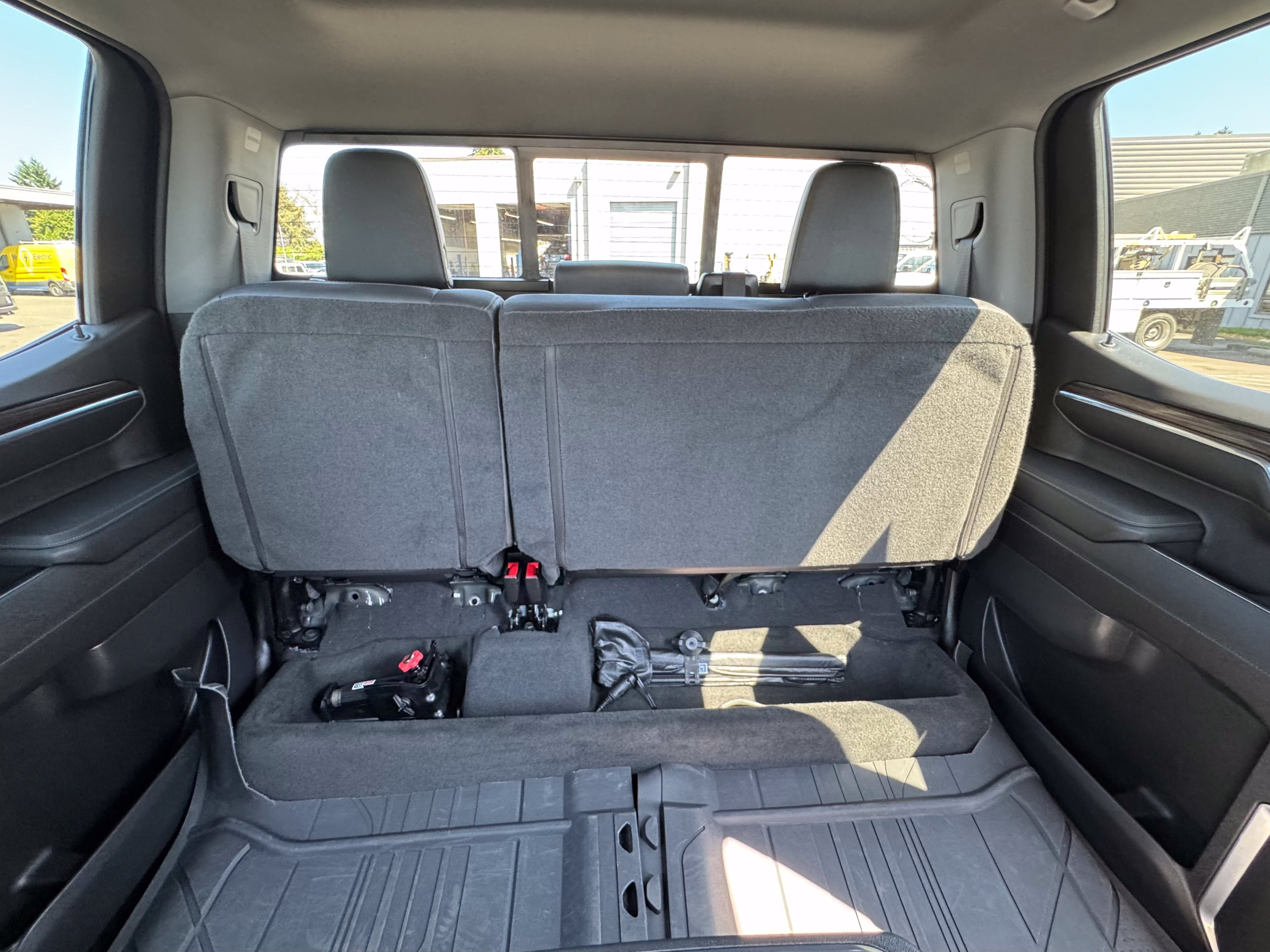 Used 2023 Chevrolet Silverado 1500 RST w/ Convenience Package II AWD/4WD image 34