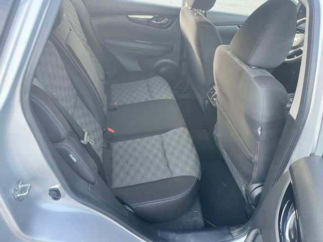 Used 2020 Nissan Rogue Sport SV image 13