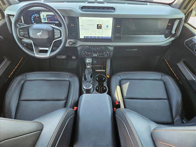 Used 2023 Ford Bronco Badlands image 18
