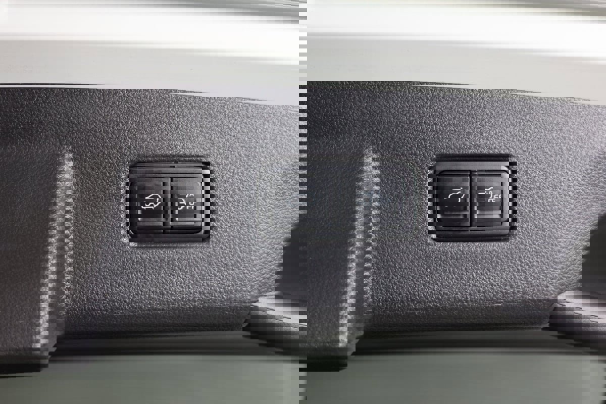 Used 2024 Kia Carnival SX Prestige image 45