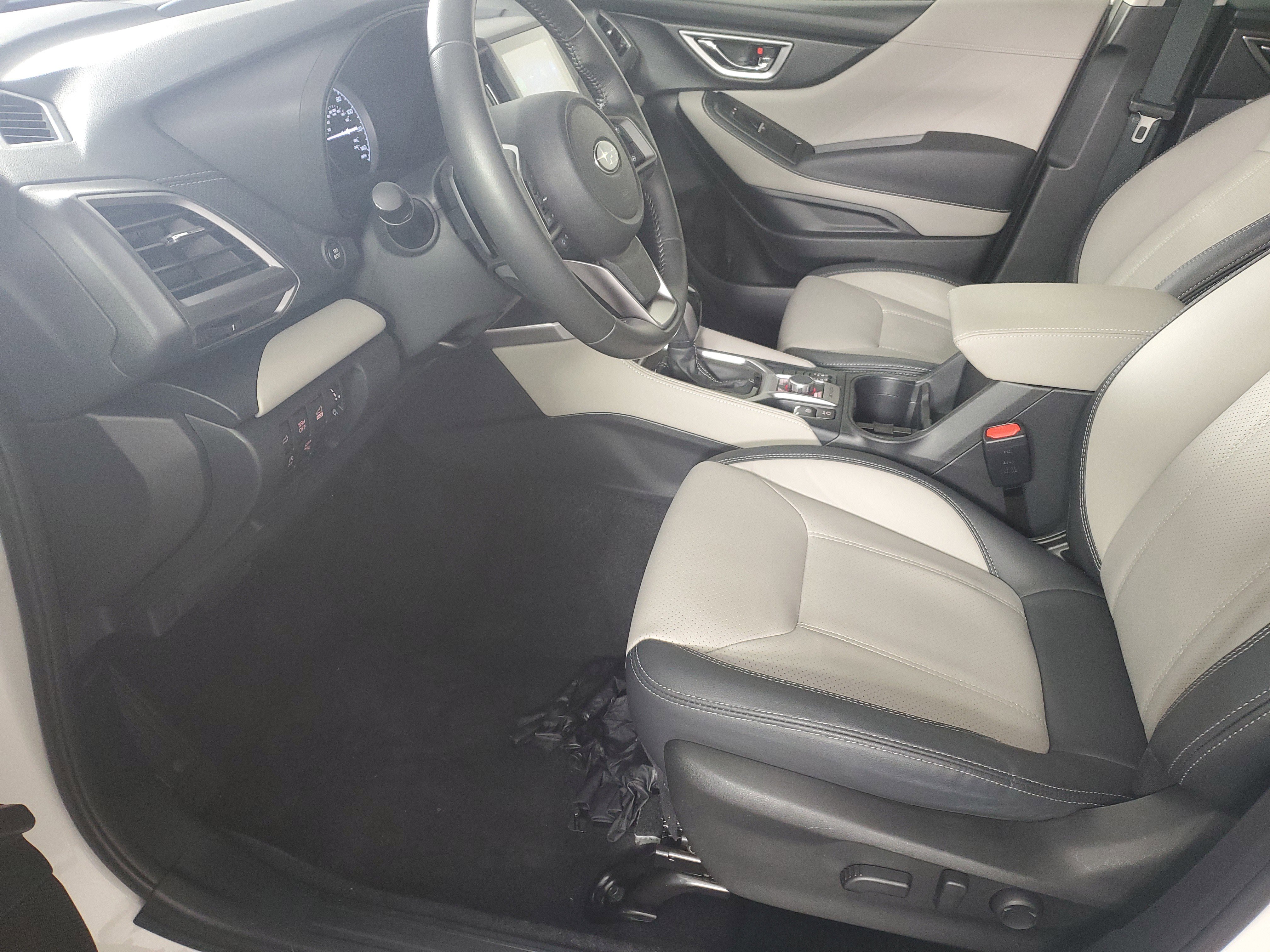 Used 2023 Subaru Forester Limited image 11