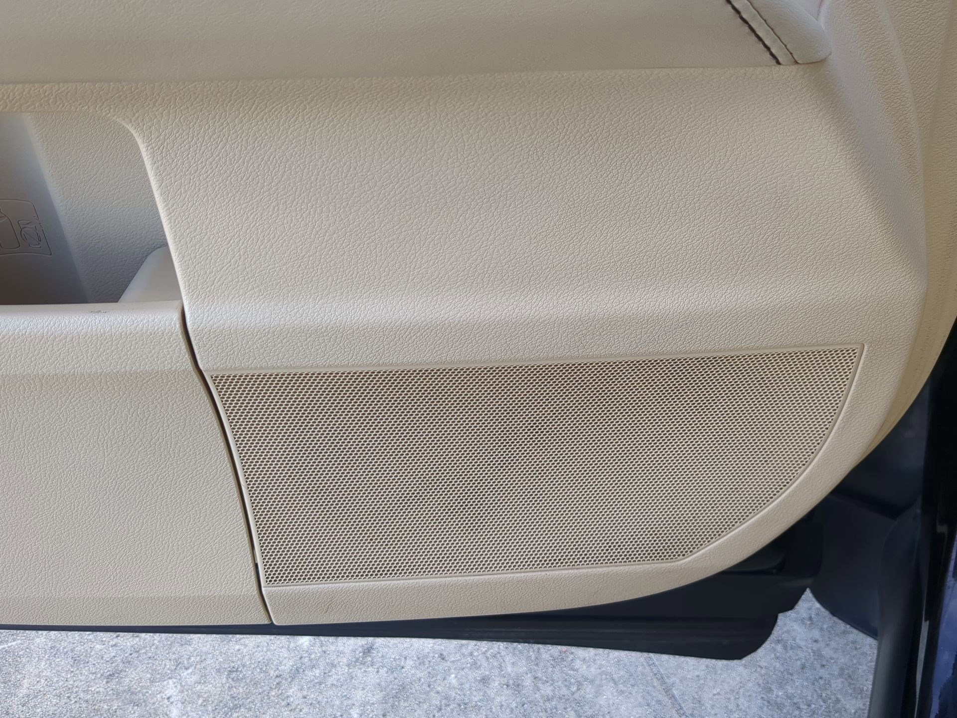 Used 2013 Lexus RX 450h FWD image 14