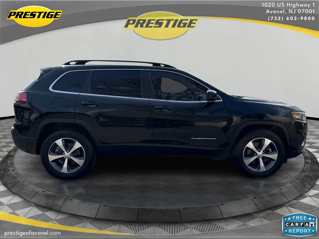 Used 2022 Jeep Cherokee Limited image 4