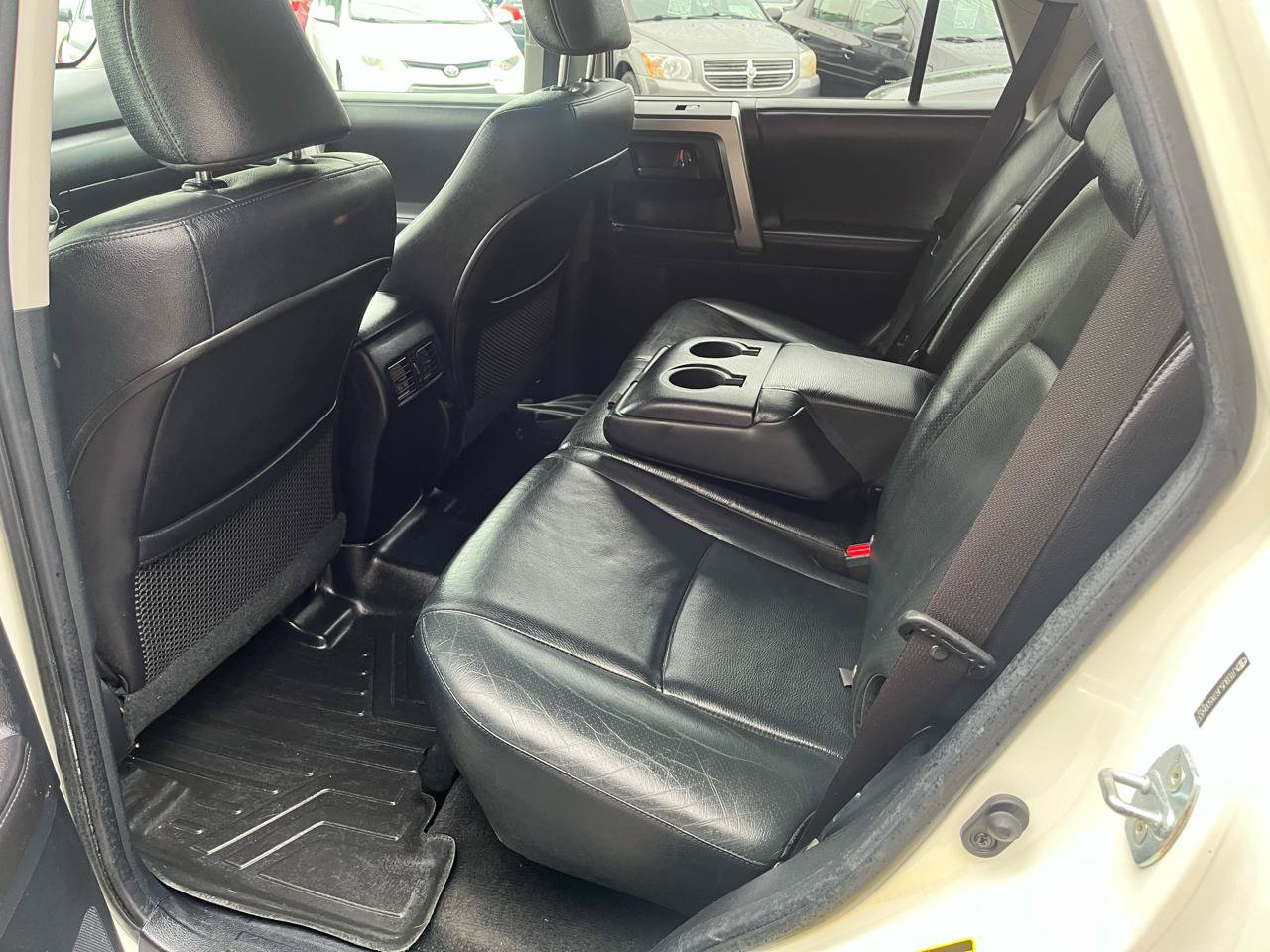 Used 2010 Toyota 4Runner Limited AWD/4WD image 28