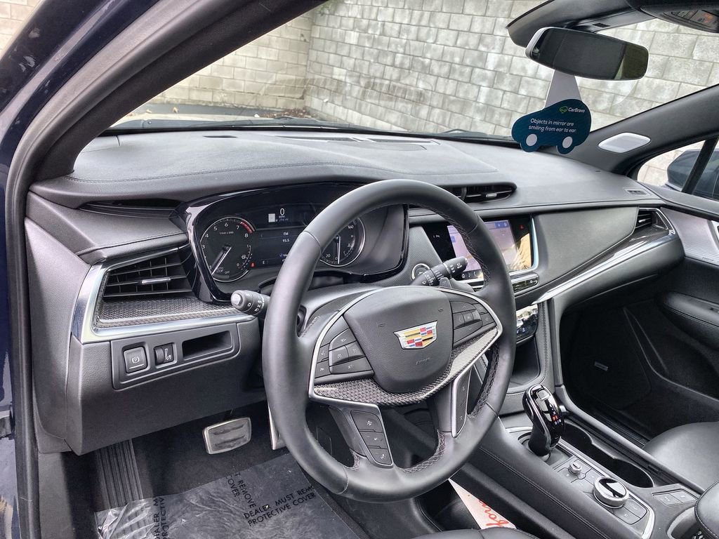 Certified 2025 Cadillac XT5 Sportv AWD/4WD image 10
