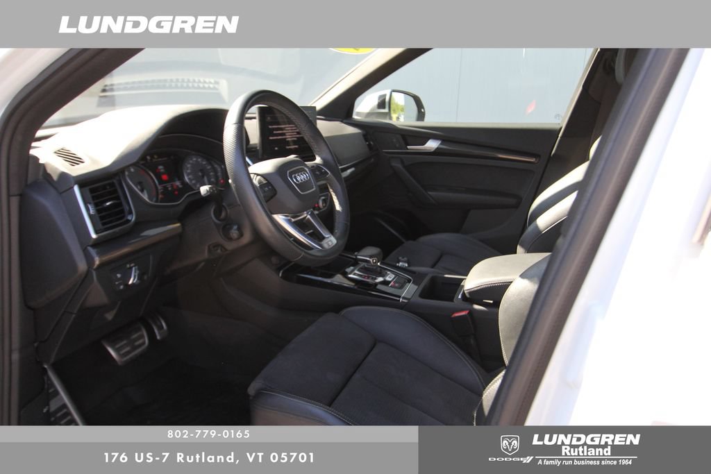 Used 2022 Audi SQ5 Premium w/ Convenience Package AWD/4WD image 25