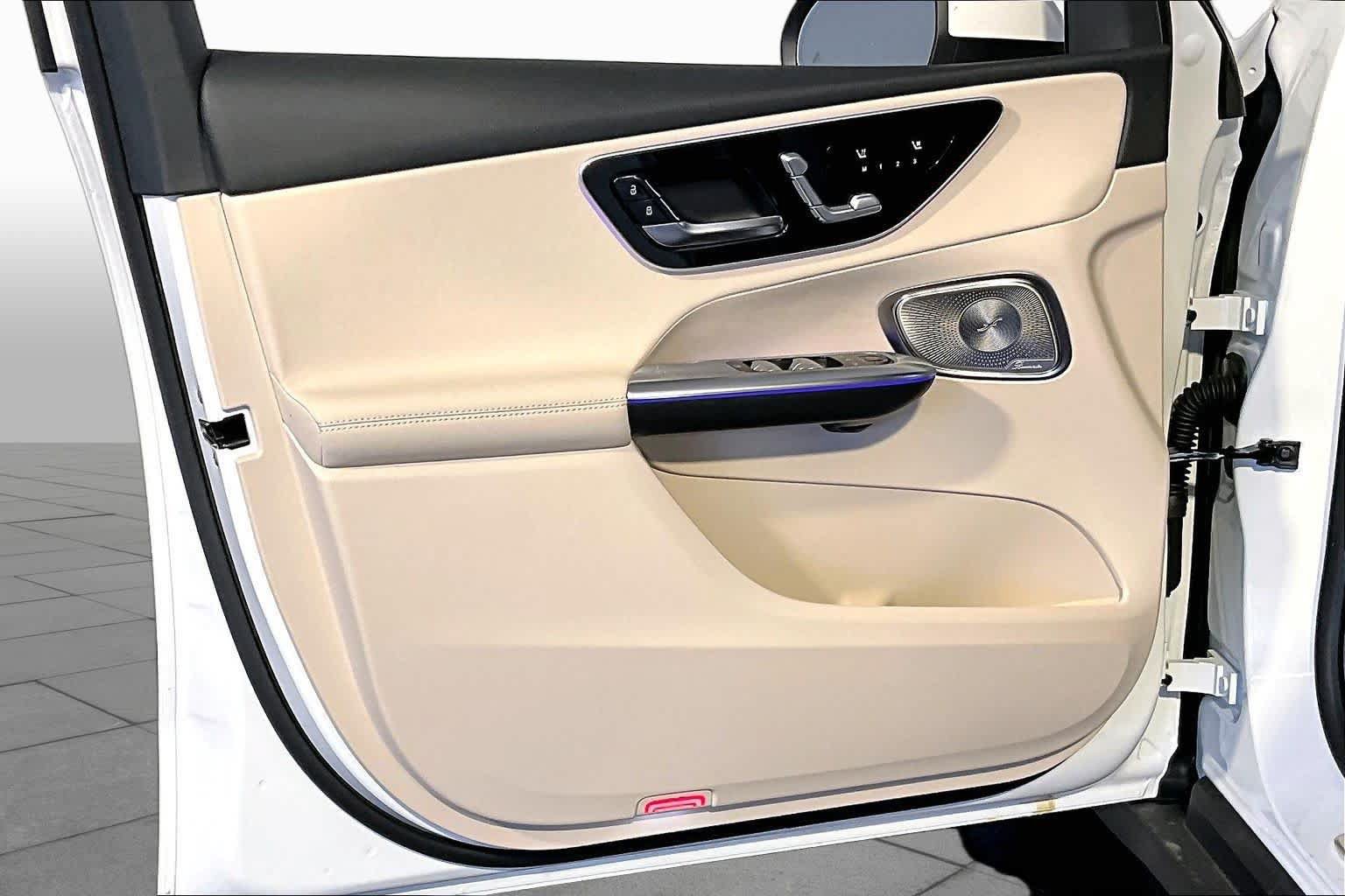 New 2026 Mercedes-Benz GLC 300 4MATIC image 11